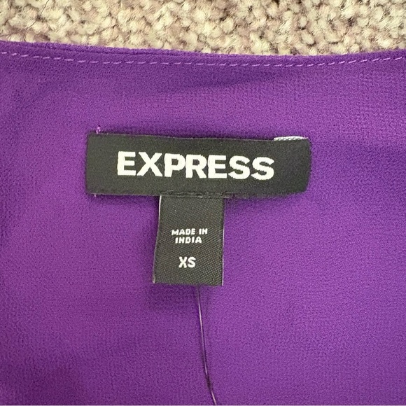 Express Women's Tie Waist Top Size XS Purple V-Neck Faux Wrap Lined NWT $54 - Picture 13 of 16